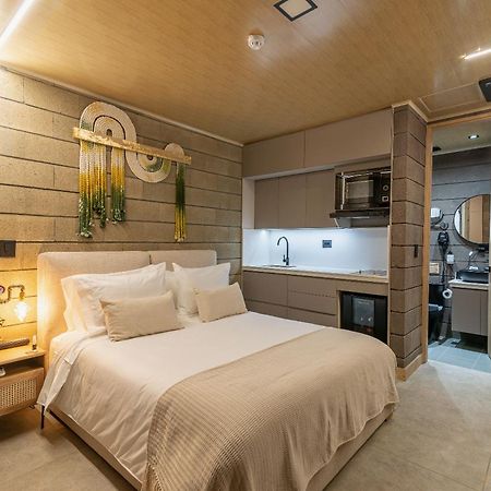 מדיין Hotel Living By Armoniko מראה חיצוני תמונה