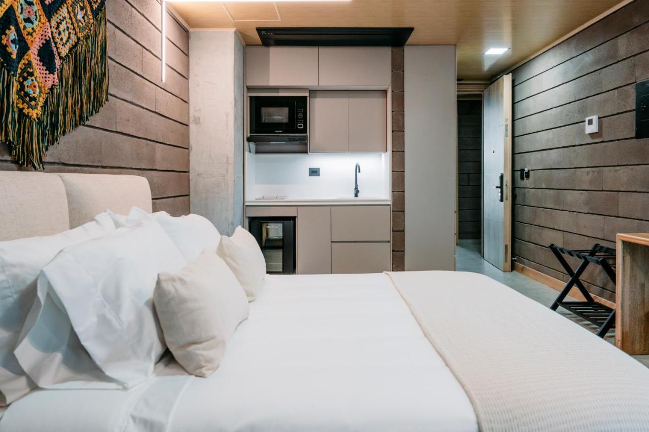 מדיין Hotel Living By Armoniko מראה חיצוני תמונה