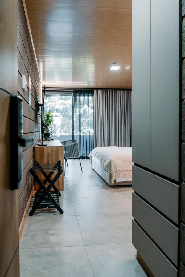 מדיין Hotel Living By Armoniko מראה חיצוני תמונה