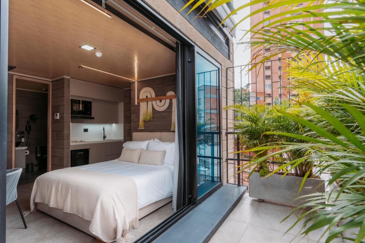 מדיין Hotel Living By Armoniko מראה חיצוני תמונה