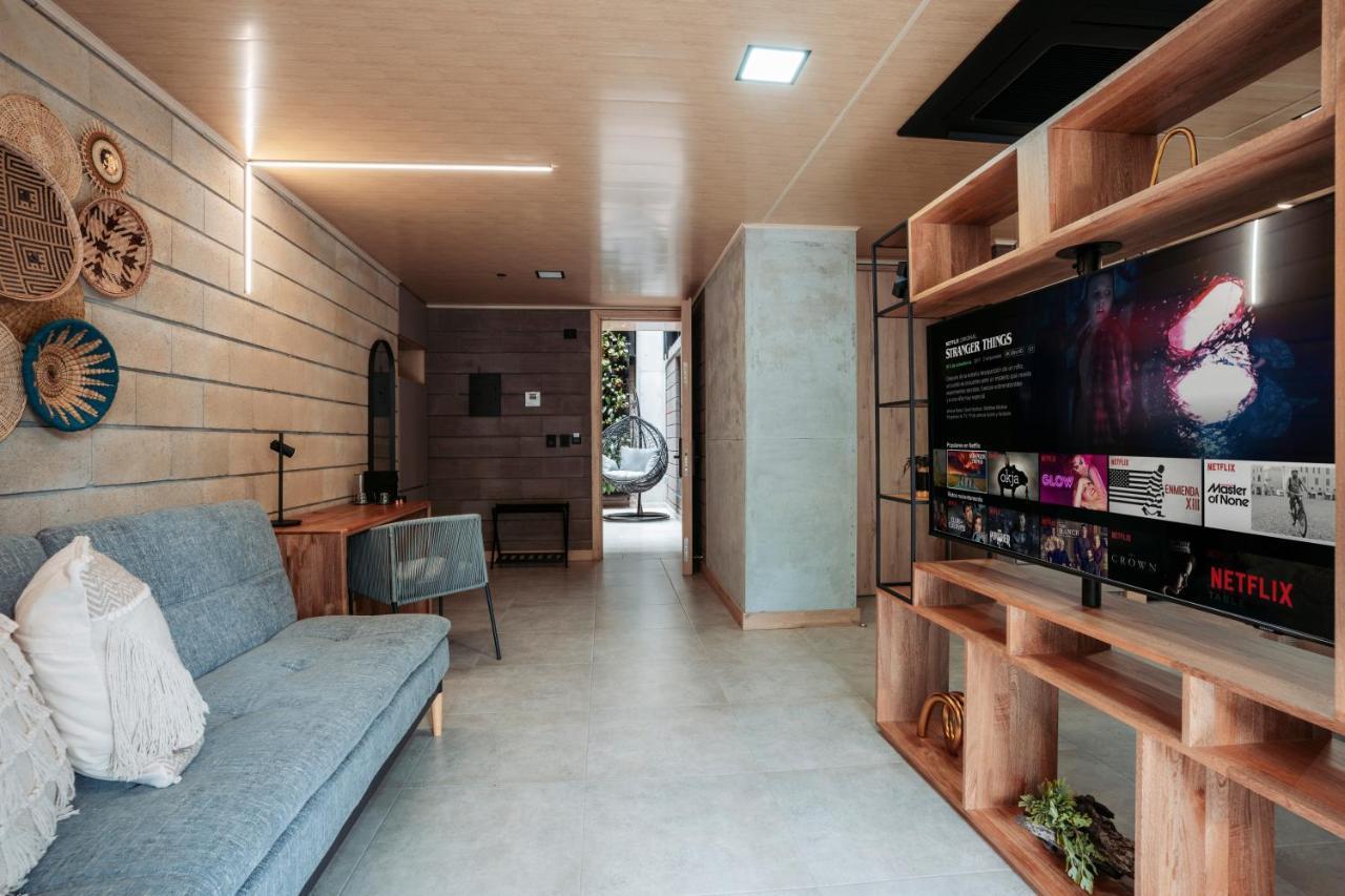 מדיין Hotel Living By Armoniko מראה חיצוני תמונה