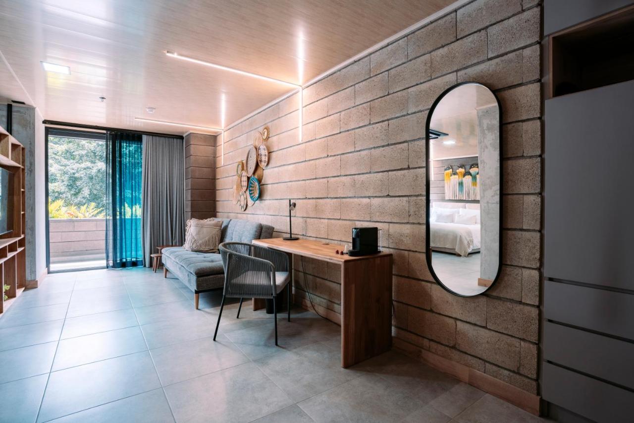 מדיין Hotel Living By Armoniko מראה חיצוני תמונה