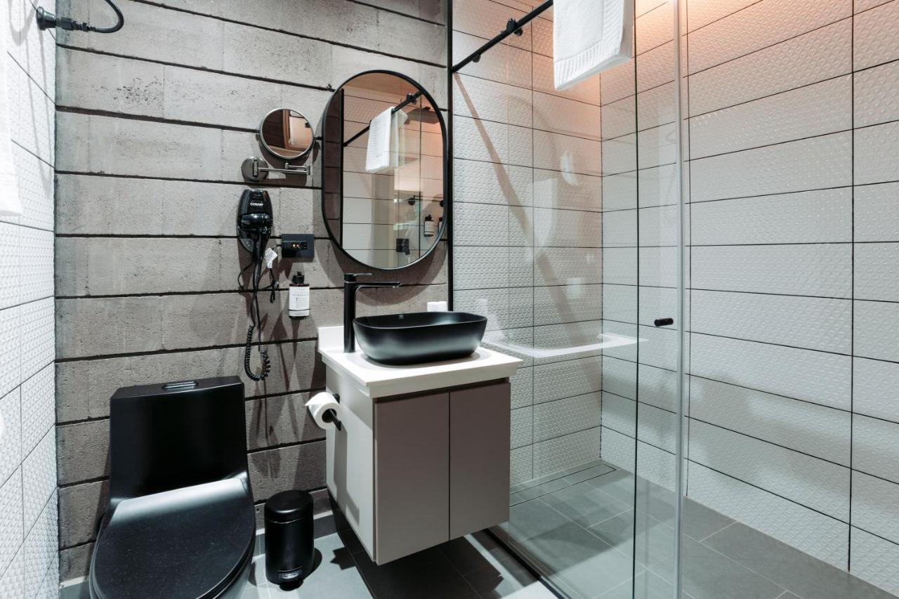מדיין Hotel Living By Armoniko מראה חיצוני תמונה