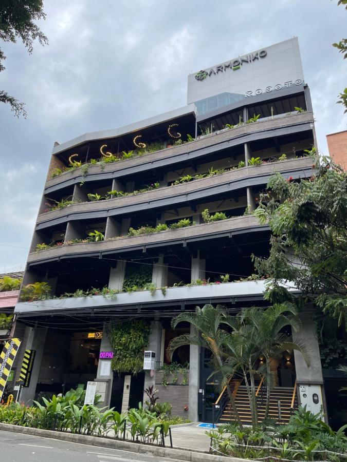 מדיין Hotel Living By Armoniko מראה חיצוני תמונה